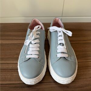 EUC - Women's Sole Bliss Blue Leather Sneakers